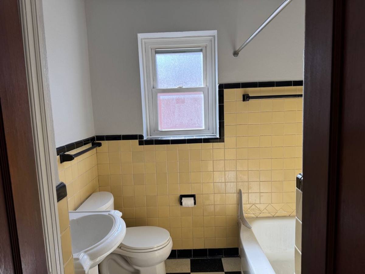 Apartment for rent at 4519 Jamieson Ave, Saint Louis, MO 63109