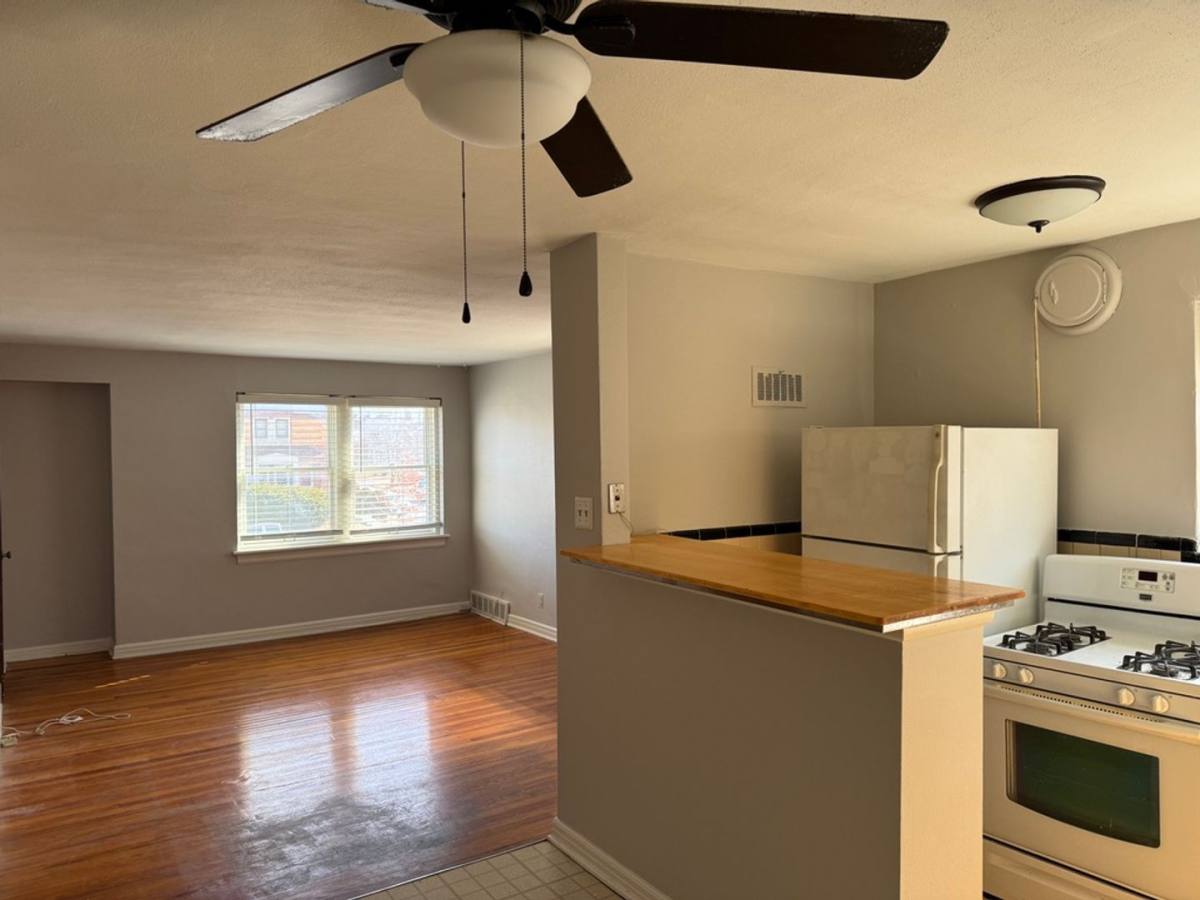 Apartment for rent at 4519 Jamieson Ave, Saint Louis, MO 63109