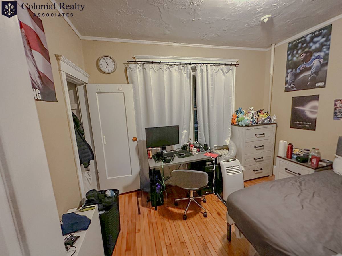 Apartment for rent at 74 Egmont St #2, Brookline, MA 02446