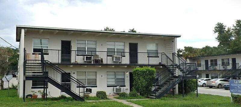 Apartment for rent at 5261 Alhambra Dr, Orlando, FL 32808