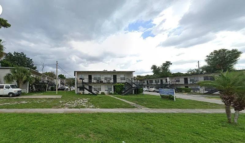 Apartment for rent at 5261 Alhambra Dr, Orlando, FL 32808