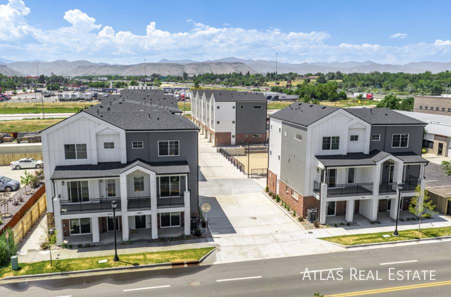 Townhouse for rent at 4511 Tabor St, Wheat Ridge, CO 80033