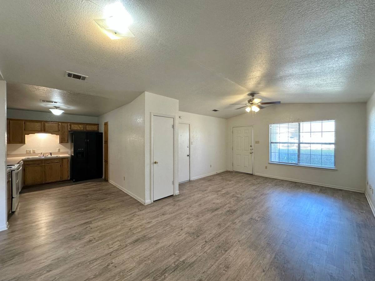 Townhouse for rent at 408 Alpine St, Killeen, TX 76542