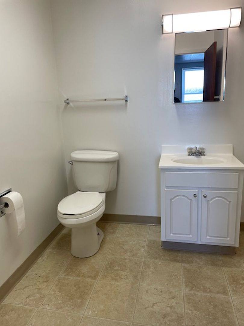 Apartment for rent at 2202 Broadway, Granger, IA 50109