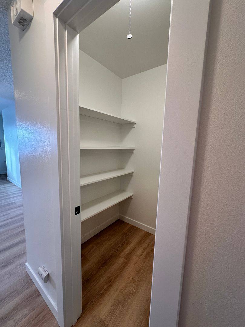 Apartment for rent at 1615 E 10th St, The Dalles, OR 97058
