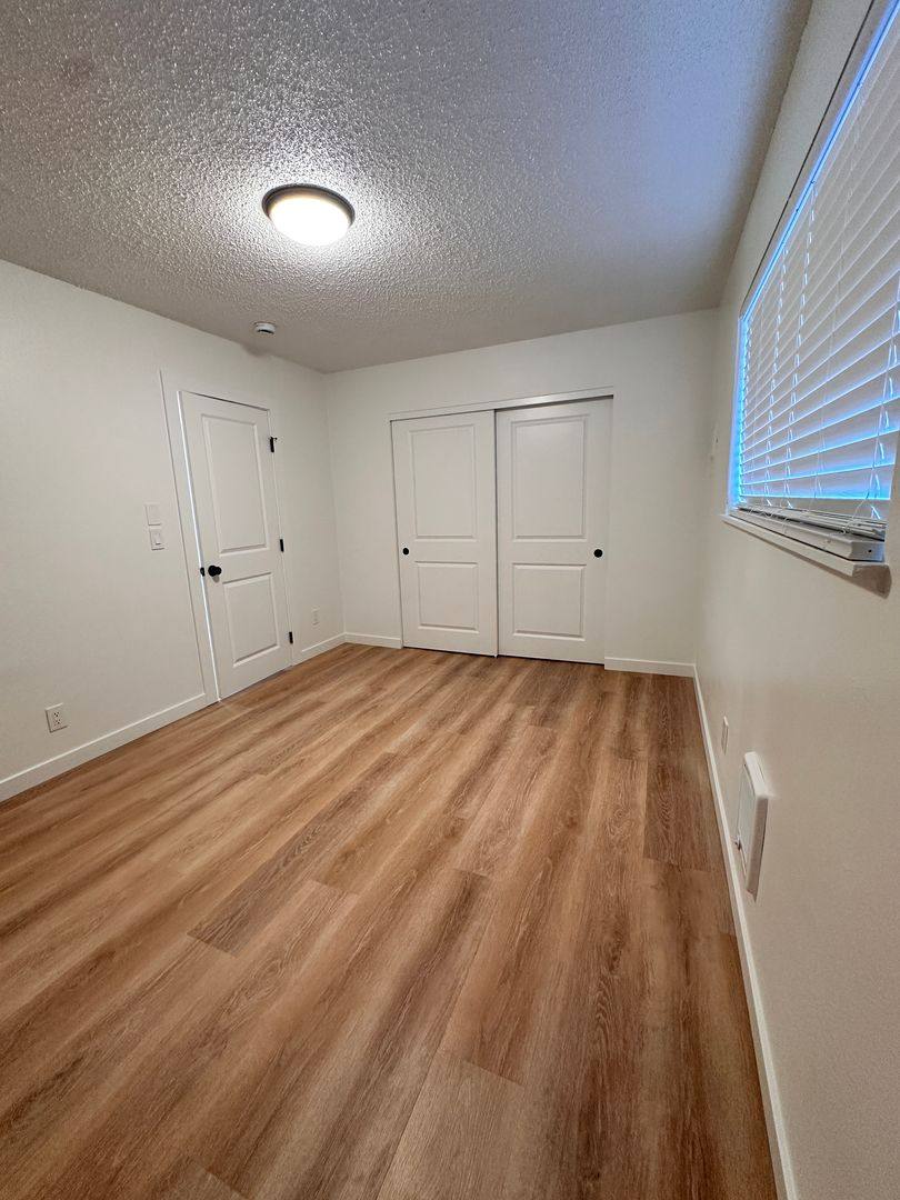 Apartment for rent at 1615 E 10th St, The Dalles, OR 97058