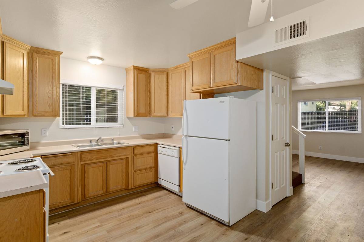 Apartment for rent at 1119 W Sacramento Ave, Chico, CA 95926