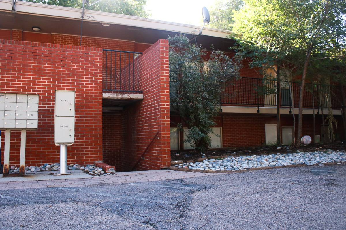 Apartment for rent at 2571 E Uintah St, Colorado Springs, CO 80909