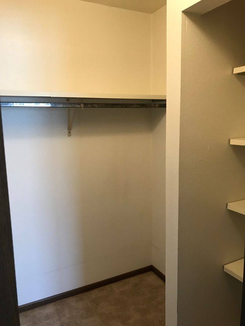 Apartment for rent at 911 E Lincoln, Fergus Falls, MN 56537
