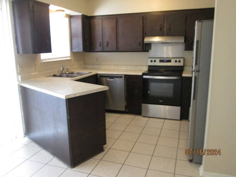 Townhouse for rent at 4431 Myrna Dr, San Antonio, TX 78218