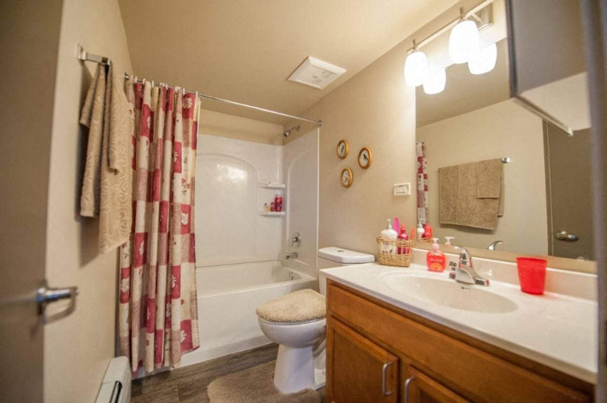 Apartment for rent at 3649 10th Ave S, Great Falls, MT 59405