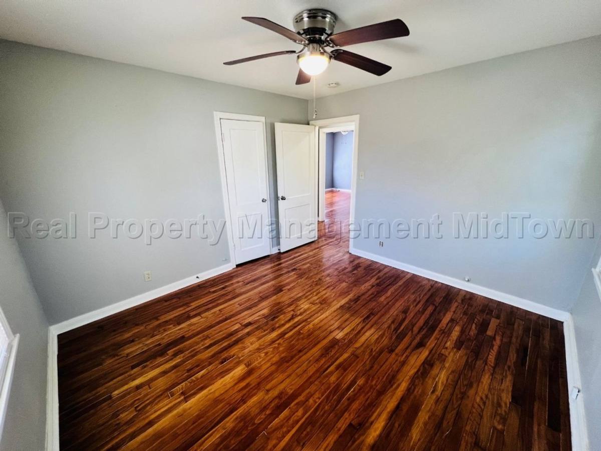 House for rent at 2509 Spiller St, Fort Worth, TX 76105