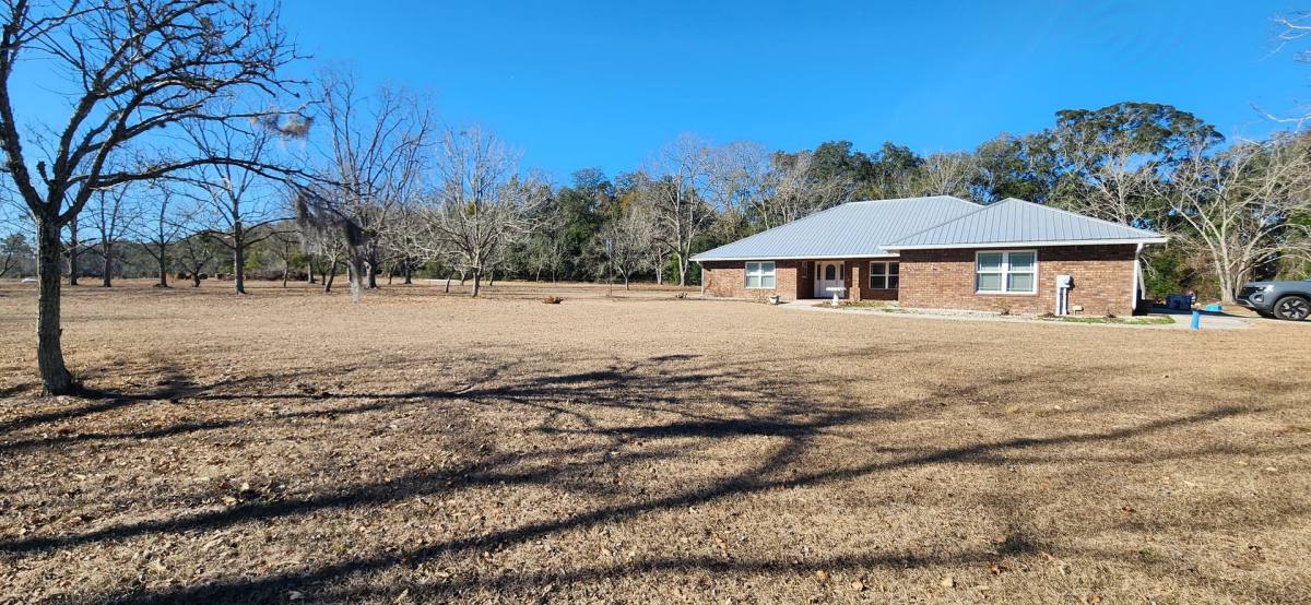 House for rent at 24077 NW 94th Ave, Alachua, FL 32615