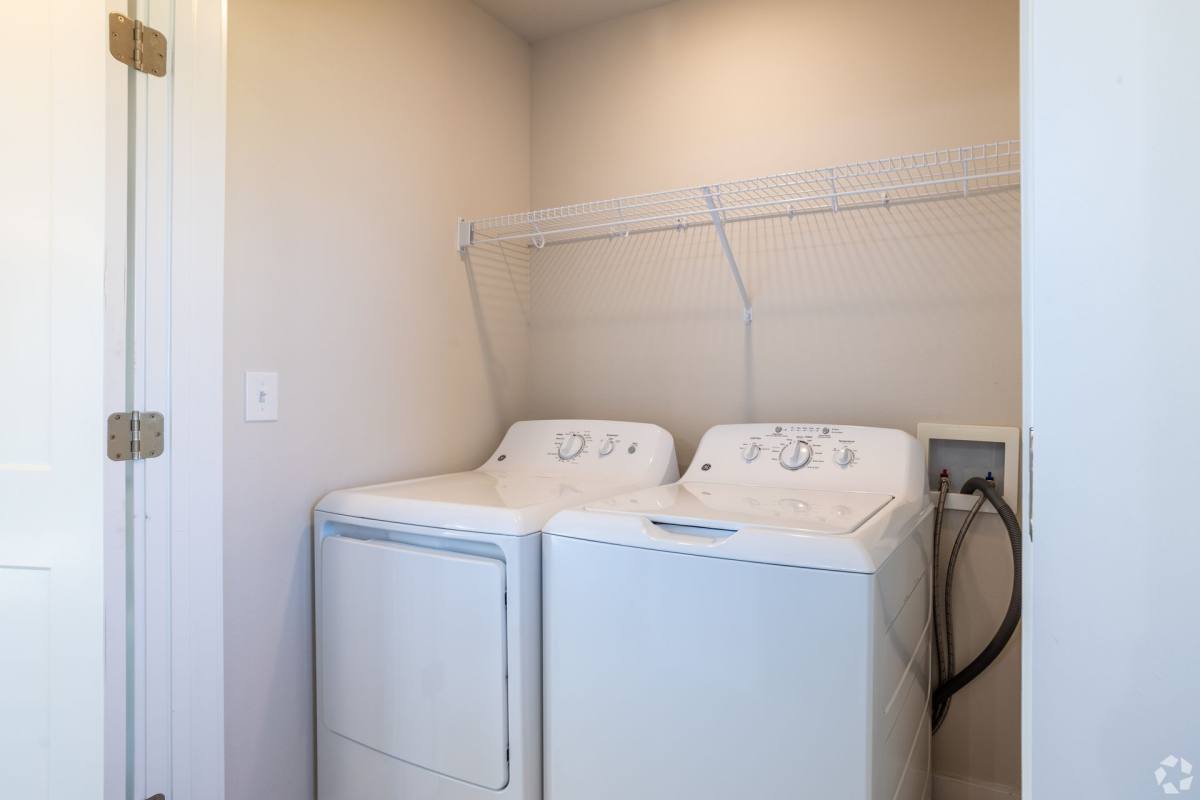 Townhouse for rent at 3305 NW Cameo Lane, Ankeny, IA 50023