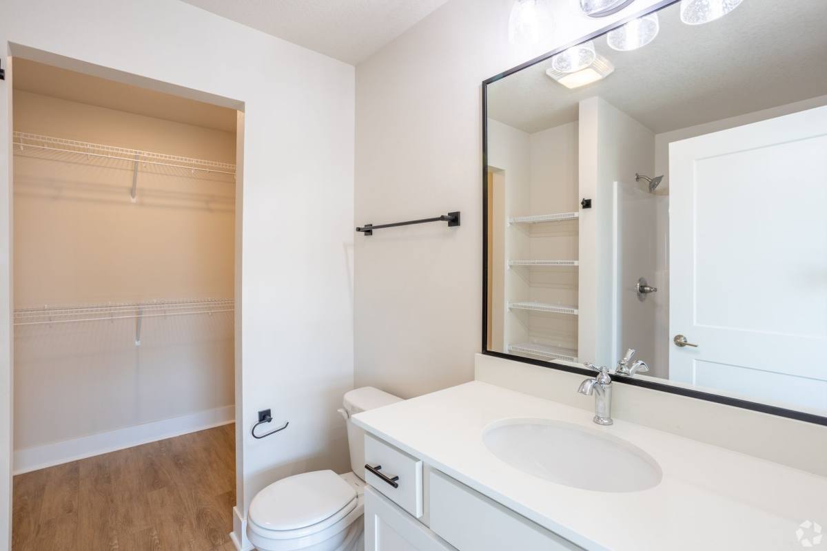 Townhouse for rent at 3305 NW Cameo Lane, Ankeny, IA 50023