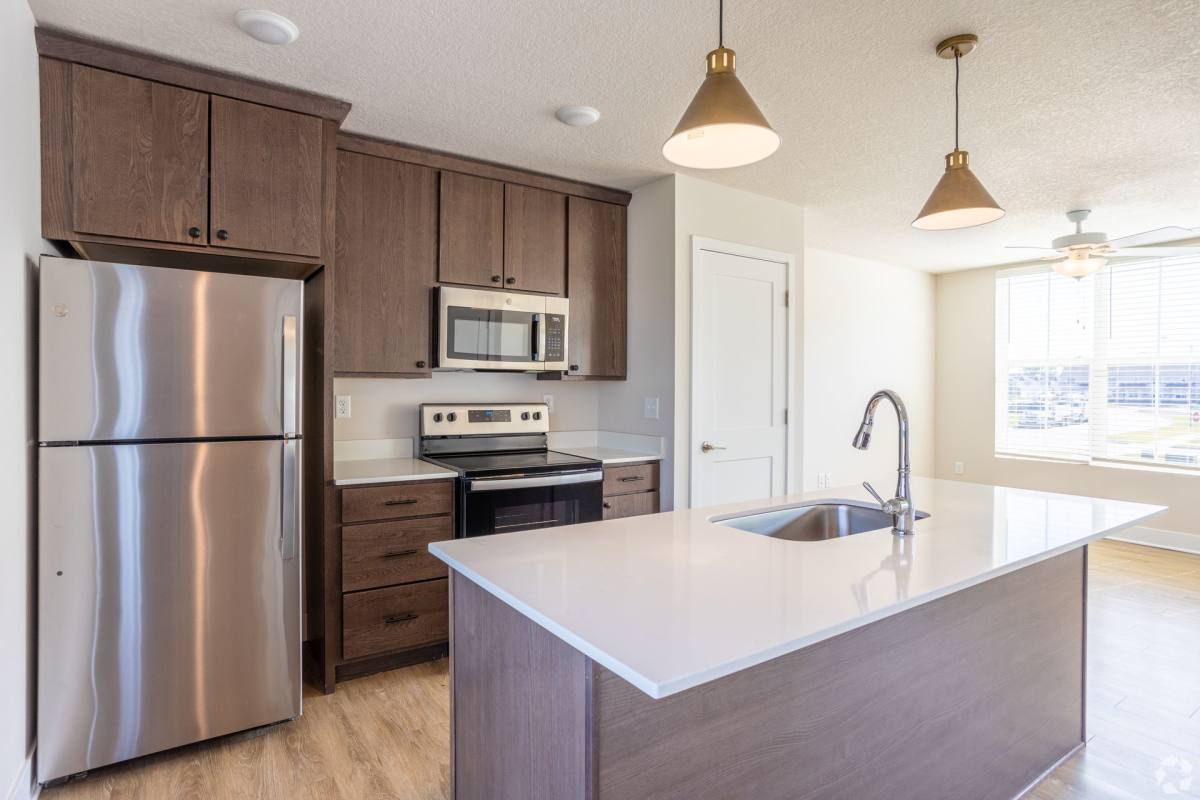 Townhouse for rent at 3305 NW Cameo Lane, Ankeny, IA 50023