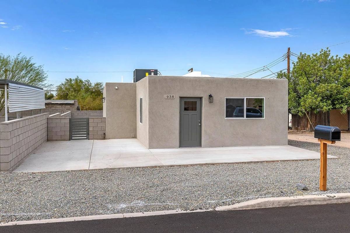 Apartment for rent at 938 E Waverly St, Tucson, AZ 85719