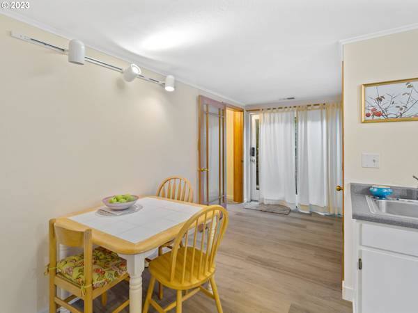 Apartment for rent at 2695 Agate St #A, Eugene, OR 97403