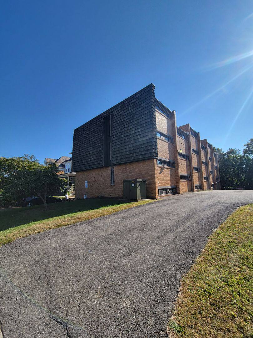 Apartment for rent at 50 N Fremont Ave, Pittsburgh, PA 15202