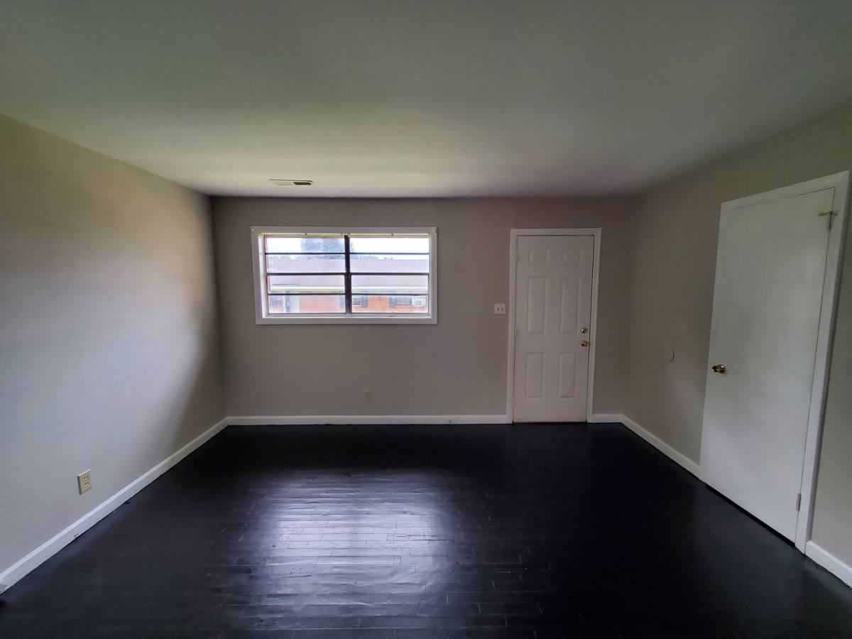 Apartment for rent at 1004-1018 Fir Place, Greensboro, NC 27407