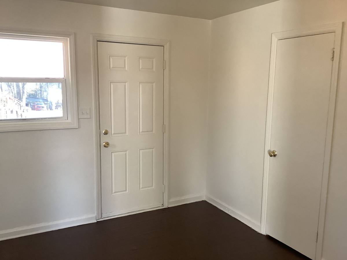 Apartment for rent at 1004-1018 Fir Place, Greensboro, NC 27407