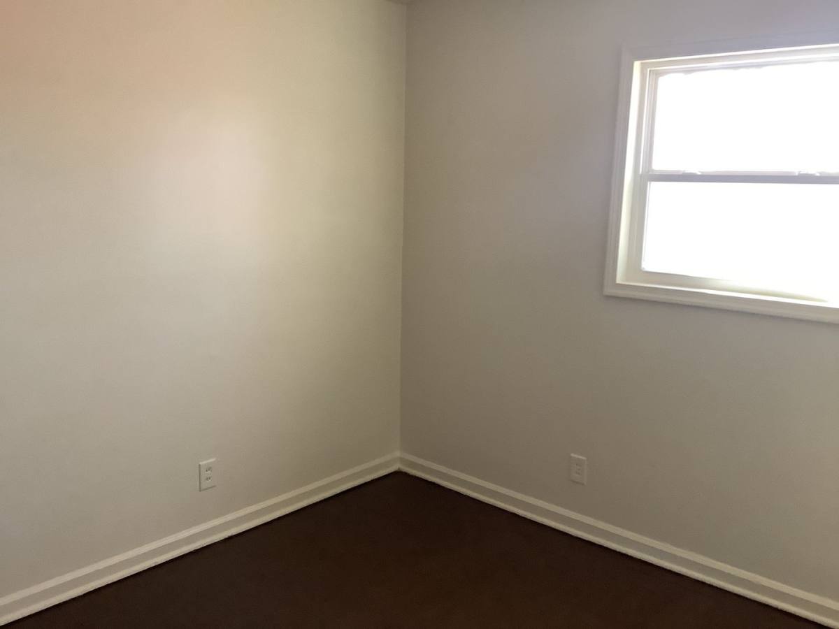 Apartment for rent at 1004-1018 Fir Place, Greensboro, NC 27407