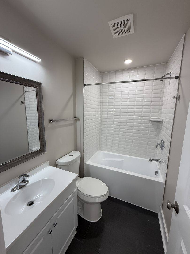 Apartment for rent at 725 20th St NE, Washington, DC 20002