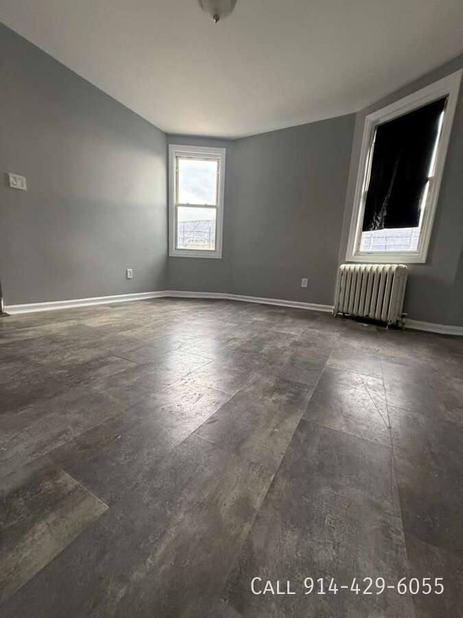 Apartment for rent at 154 Morningside Place, Yonkers, NY 10703