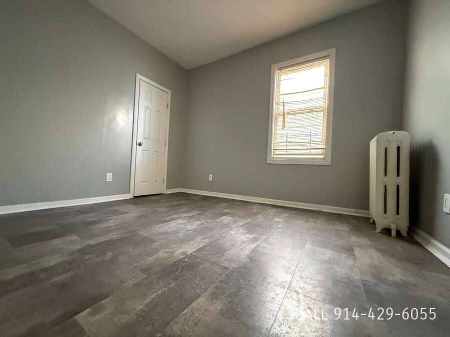 Apartment for rent at 154 Morningside Place, Yonkers, NY 10703