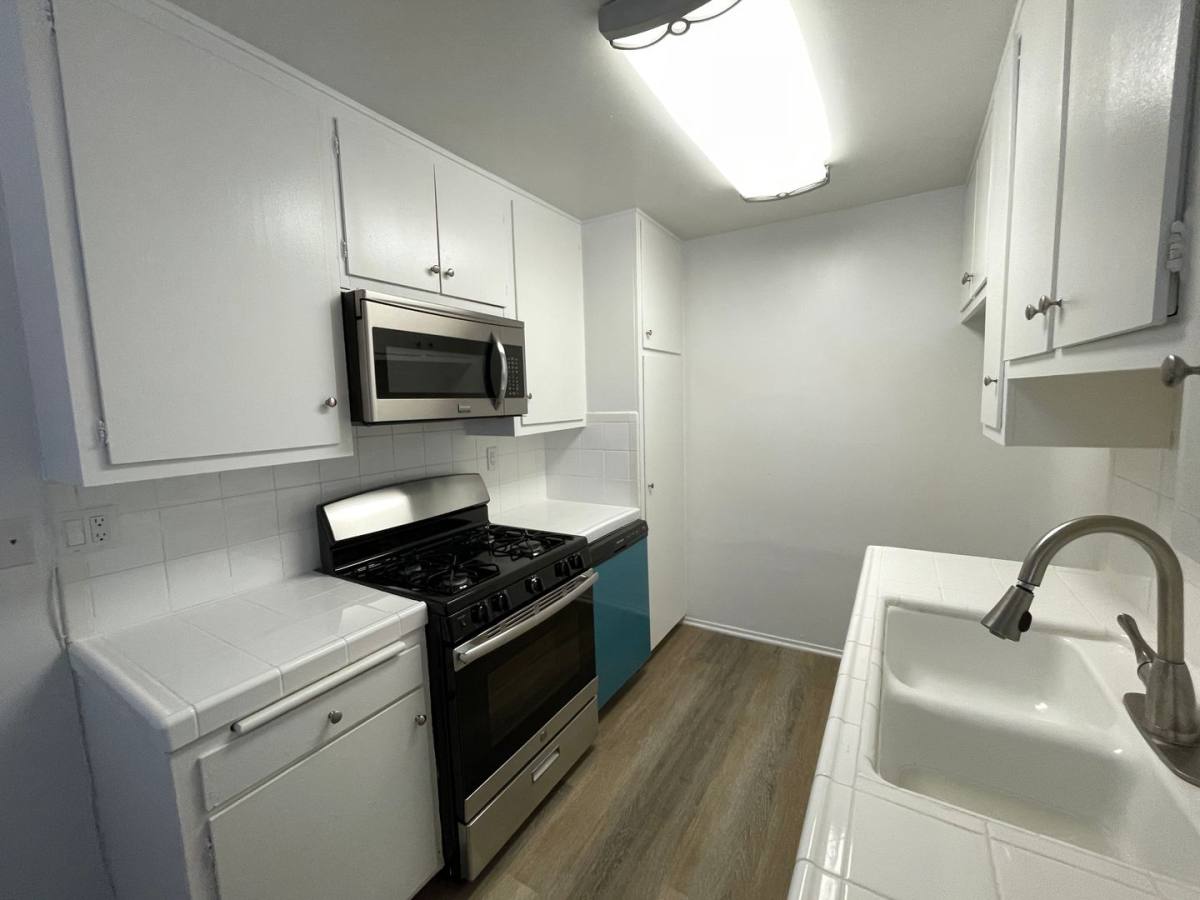 Apartment for rent at 5650 Fair Ave, North Hollywood, CA 91601