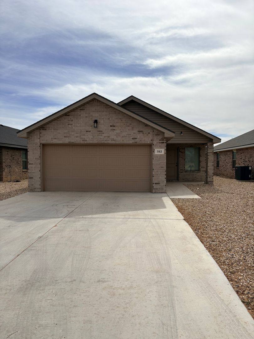 House for rent at 312 E 76th St, Lubbock, TX 79404