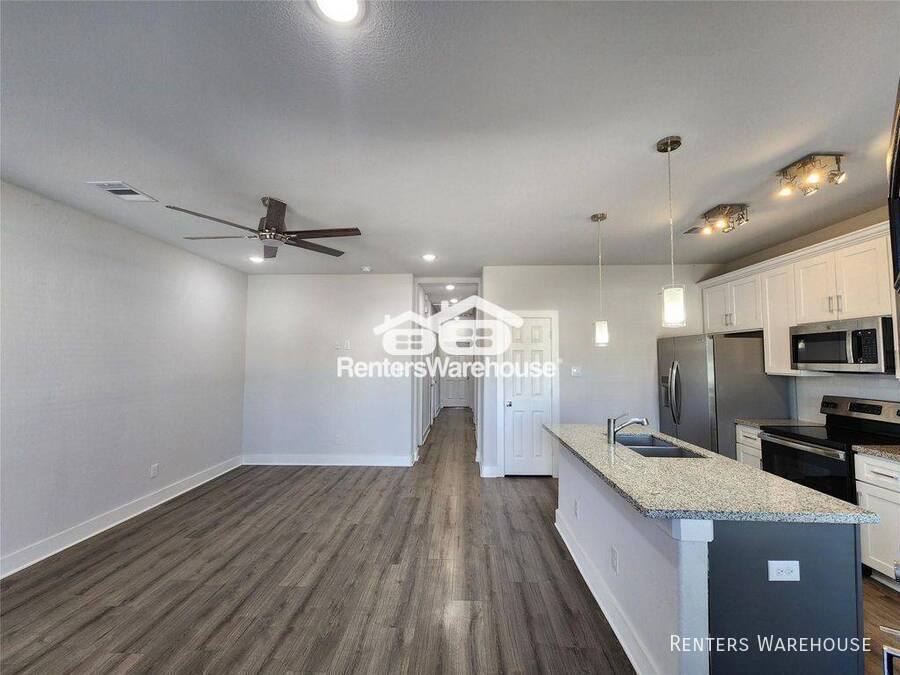 House for rent at 9710 Tuffly St #B, Houston, TX 77029