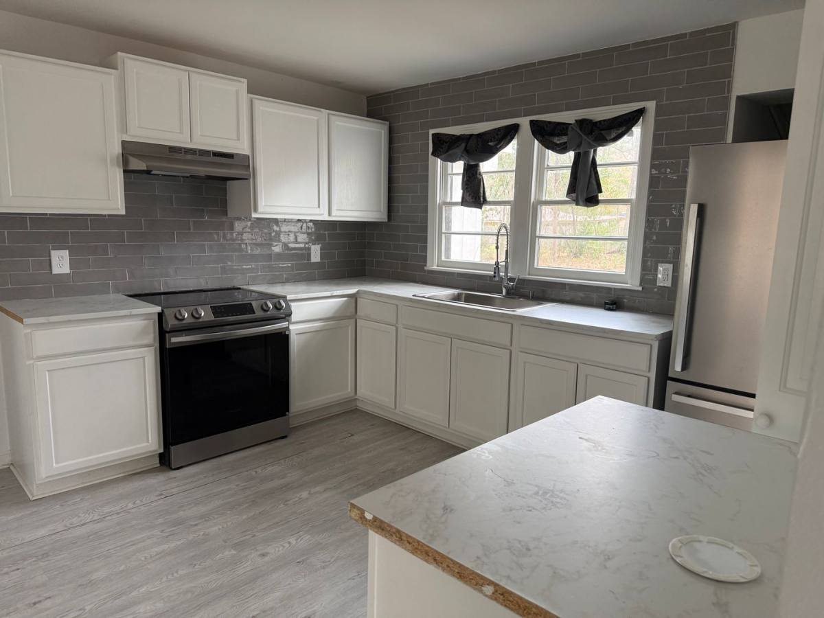 House for rent at 128 Country Club Circle, Deridder, LA 70634
