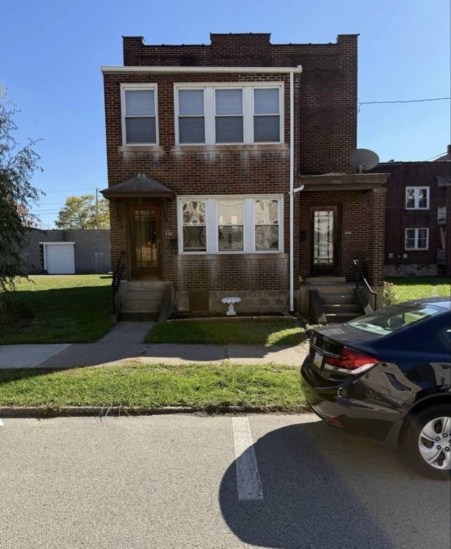 Apartment for rent at 333-335 2nd St #335, Pitcairn, PA 15140