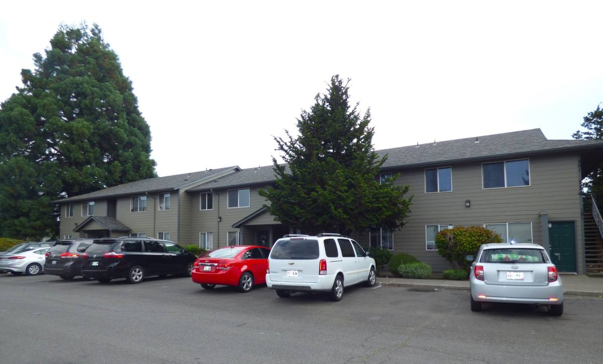 Apartment for rent at 124 Stafford Lane NE, Salem, OR 97301