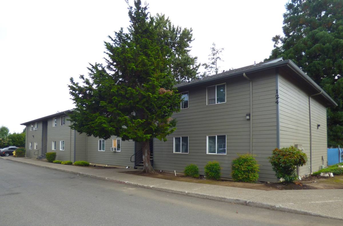 Apartment for rent at 124 Stafford Lane NE, Salem, OR 97301
