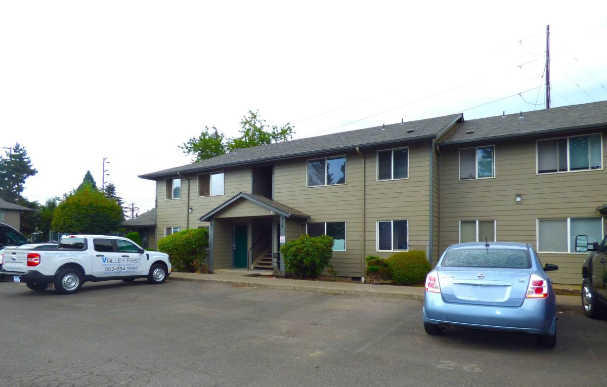Apartment for rent at 124 Stafford Lane NE, Salem, OR 97301