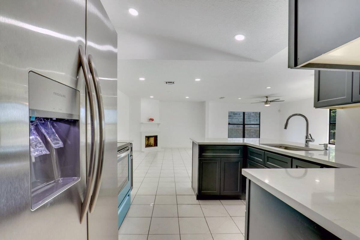 House for rent at 1334 N Mangonia Dr, West Palm Beach, FL 33401