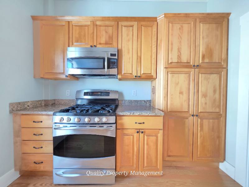 Apartment for rent at 157 Broadway #B, Bangor, ME 04401