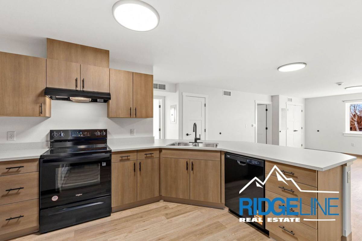 Apartment for rent at 2501 8th Ave N, Great Falls, MT 59401