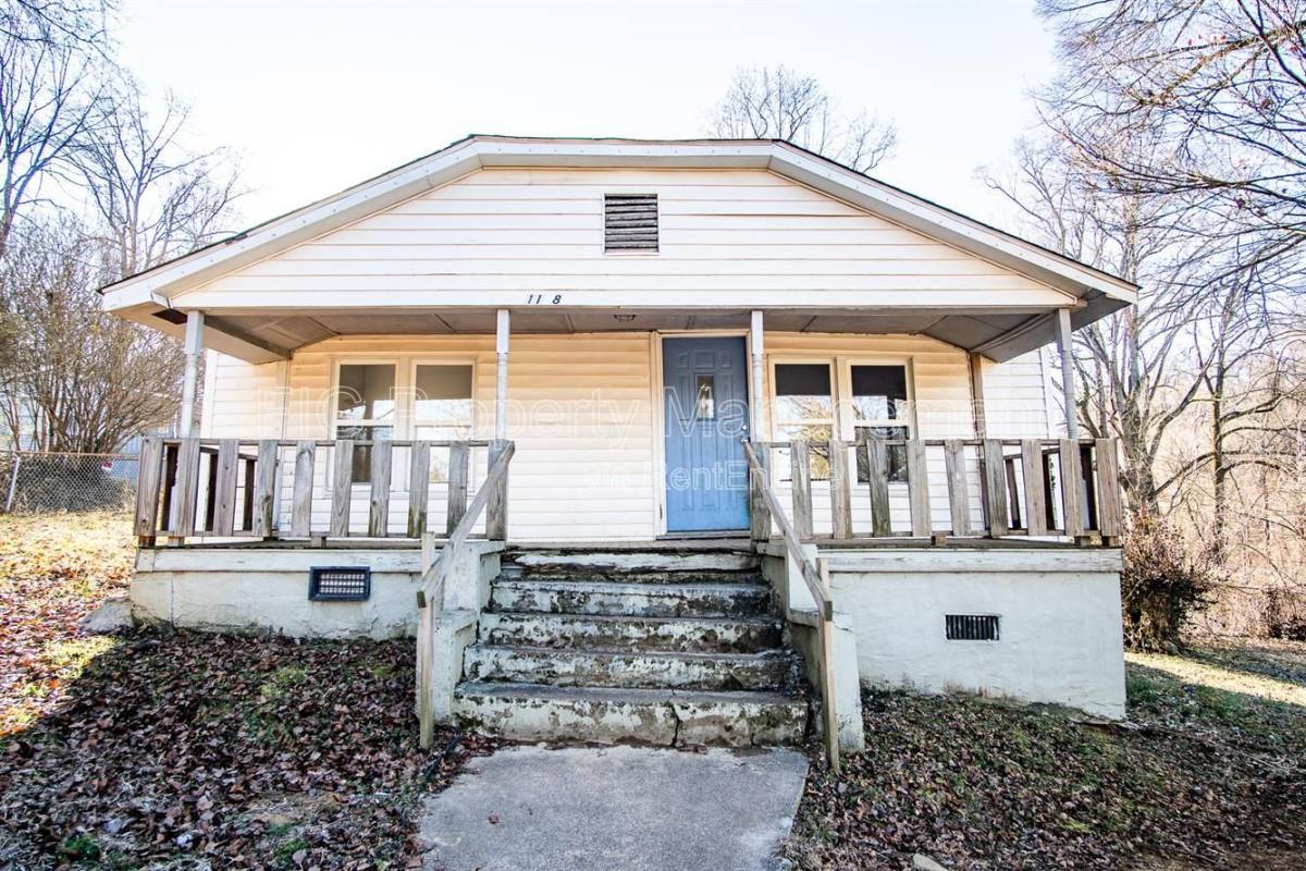 Apartment for rent at 1138 Valley Dr, Knoxville, TN 37920