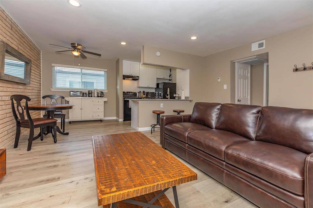 Apartment for rent at 9707 Timberside Dr, Houston, TX 77025