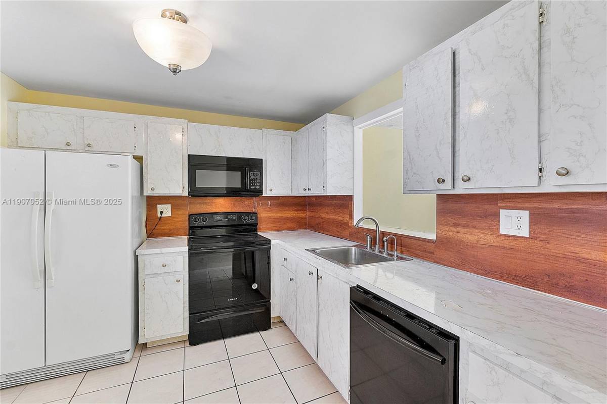 Apartment for rent at 3600 NE 170th St #211, North Miami Beach, FL 33160