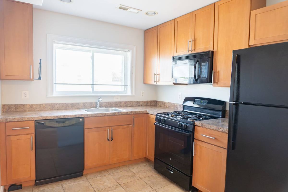 Apartment for rent at 36 T St #NE, Washington, DC 20002