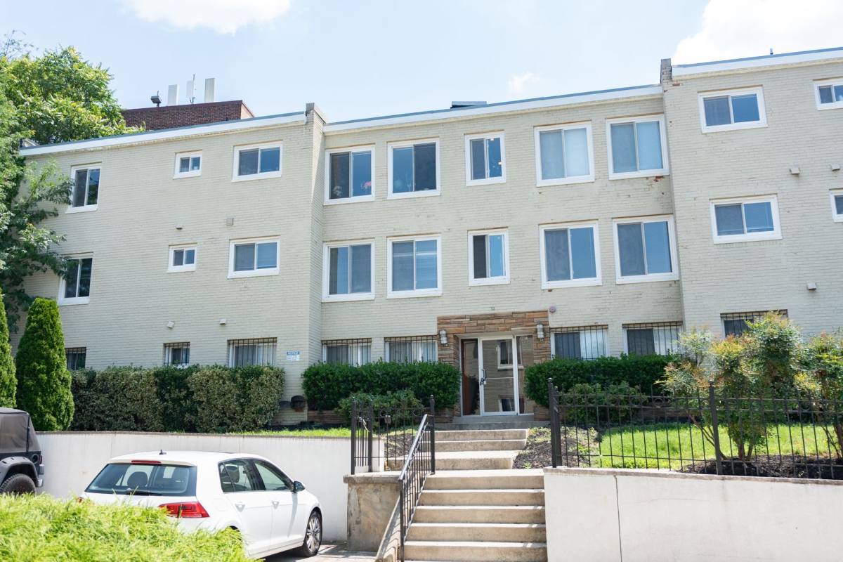 Apartment for rent at 36 T St #NE, Washington, DC 20002