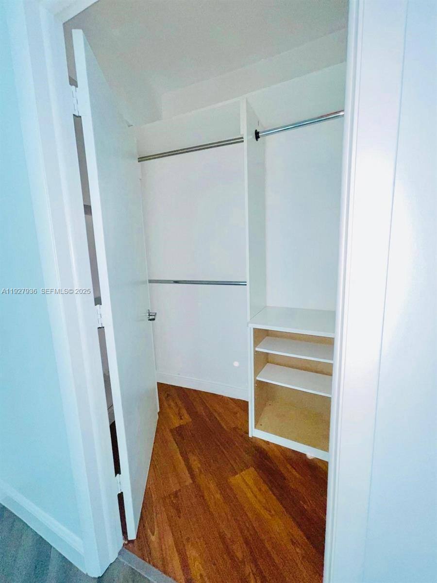 Apartment for rent at 350 S Miami Ave #2814, Miami, FL 33130