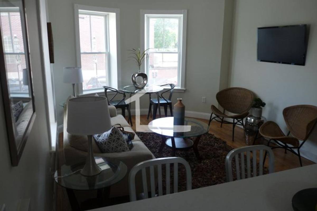 Apartment for rent at 50 Kent St #2, Brookline, MA 02445