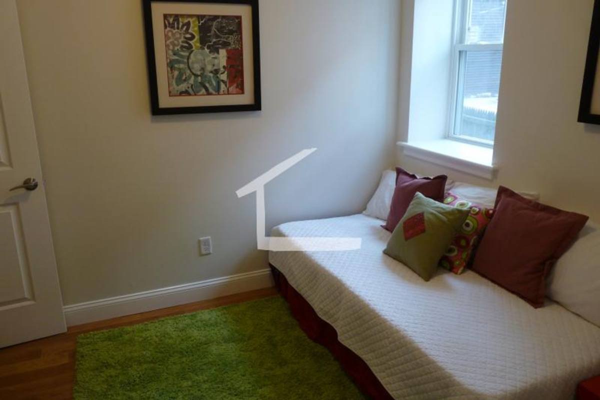 Apartment for rent at 50 Kent St #2, Brookline, MA 02445