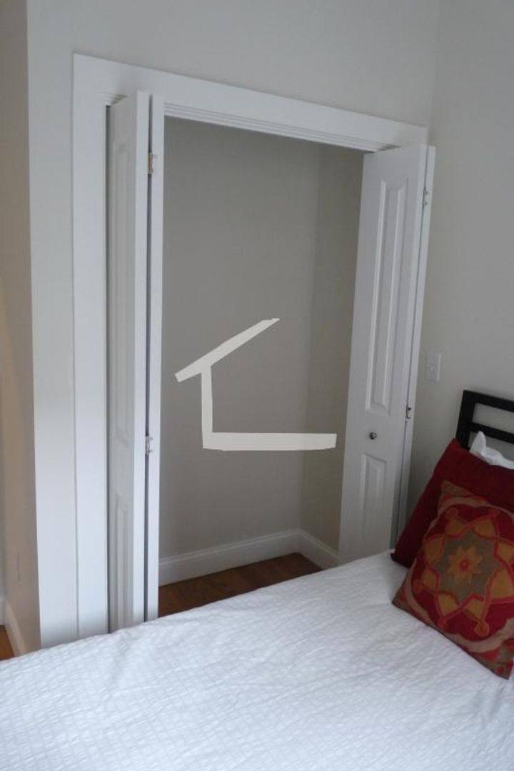 Apartment for rent at 50 Kent St #2, Brookline, MA 02445