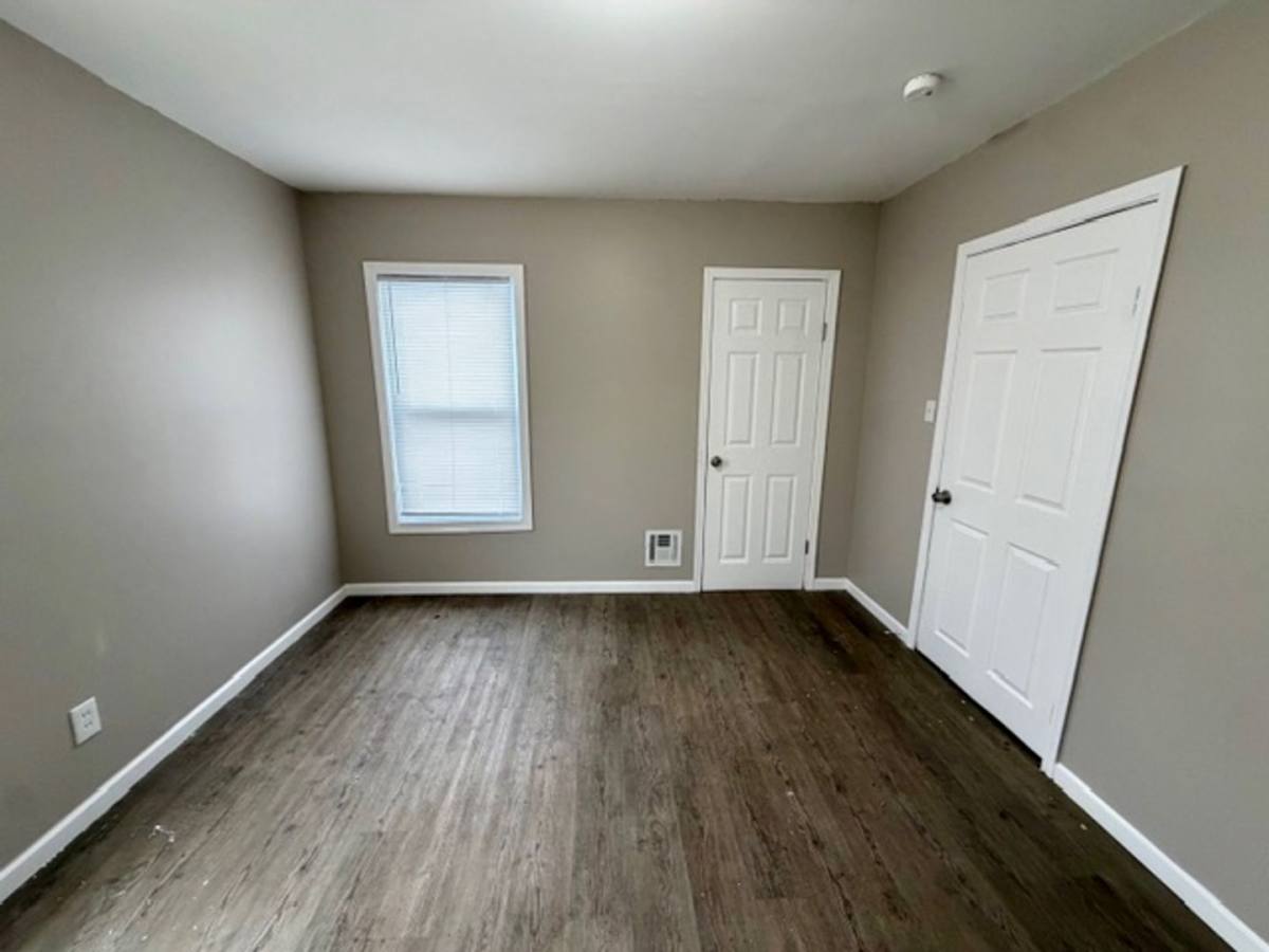 Apartment for rent at 97 Fairgrove, Pontiac, MI 48342